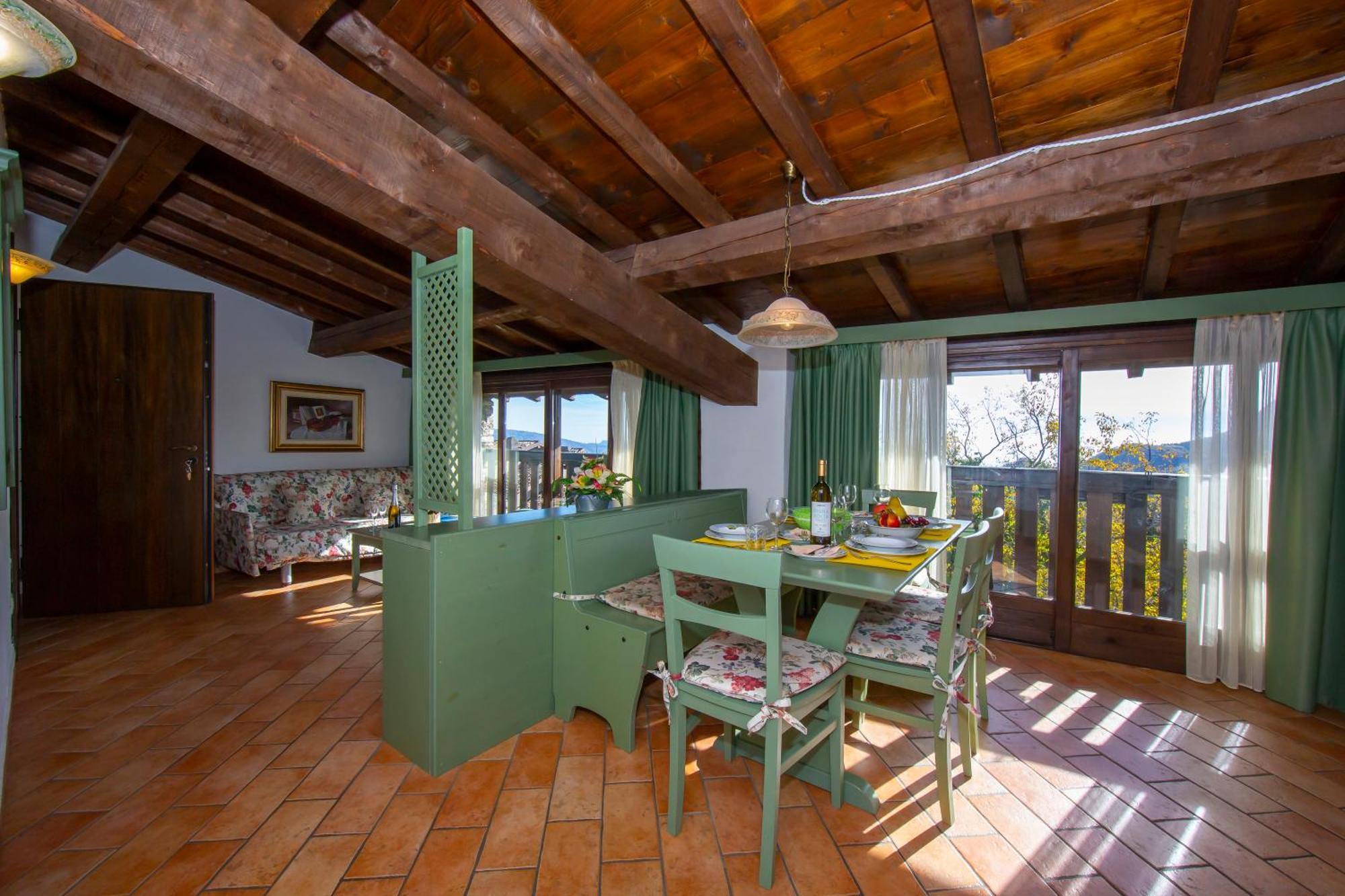 Liano Rosa - View Lake & Parking - Happy Rentals Apartment *